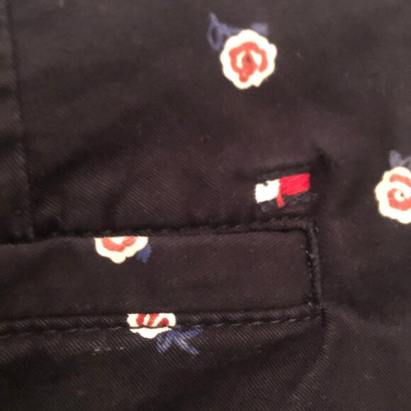 NEW (NWOT) Tommy Hilfinger navy pants w/ rose print sz 12 - Picture 9 of 12